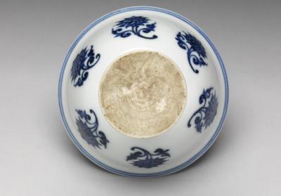 图片[3]-Stem cup with underglaze-blue decoration of lotus sprays, Hsuan-te reign (1426-1435), Ming dynasty-China Archive